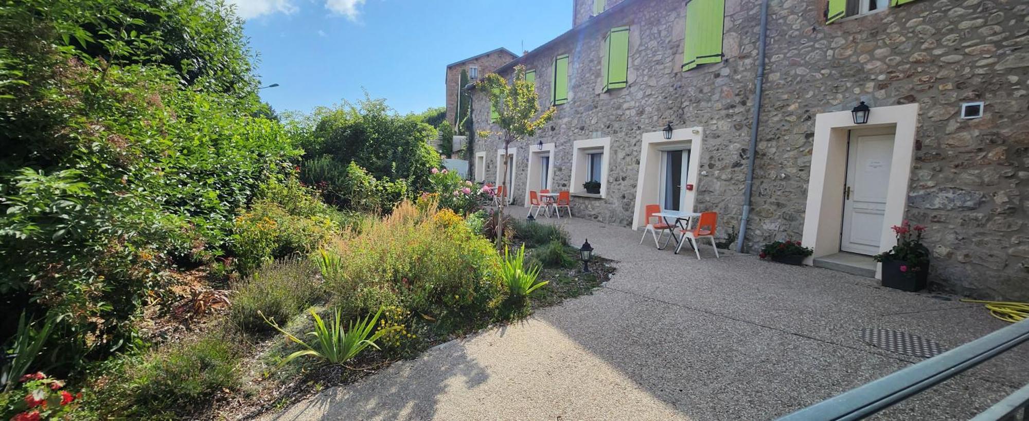 Hotel Des Negociants Lamastre Exterior photo